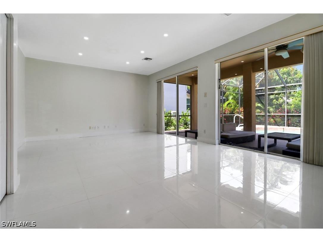 8271 Laurel Lakes Way Naples FL 34119 226025698 image14