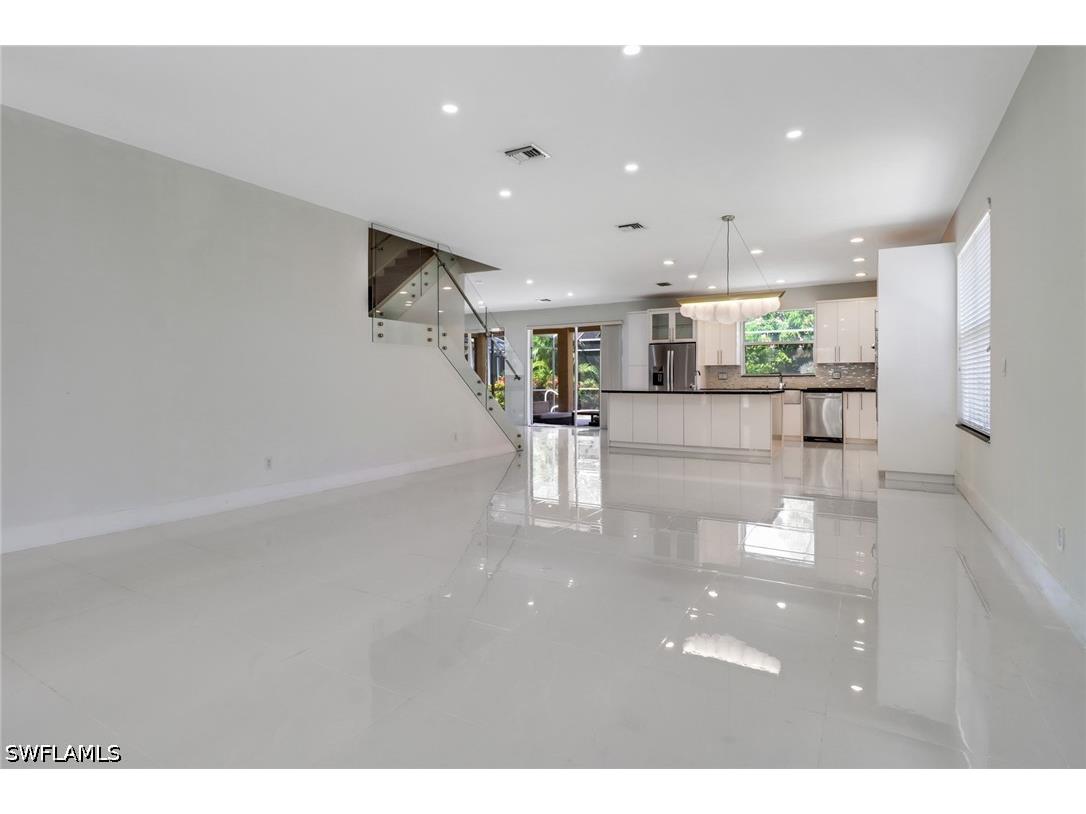 8271 Laurel Lakes Way Naples FL 34119 226025698 image17