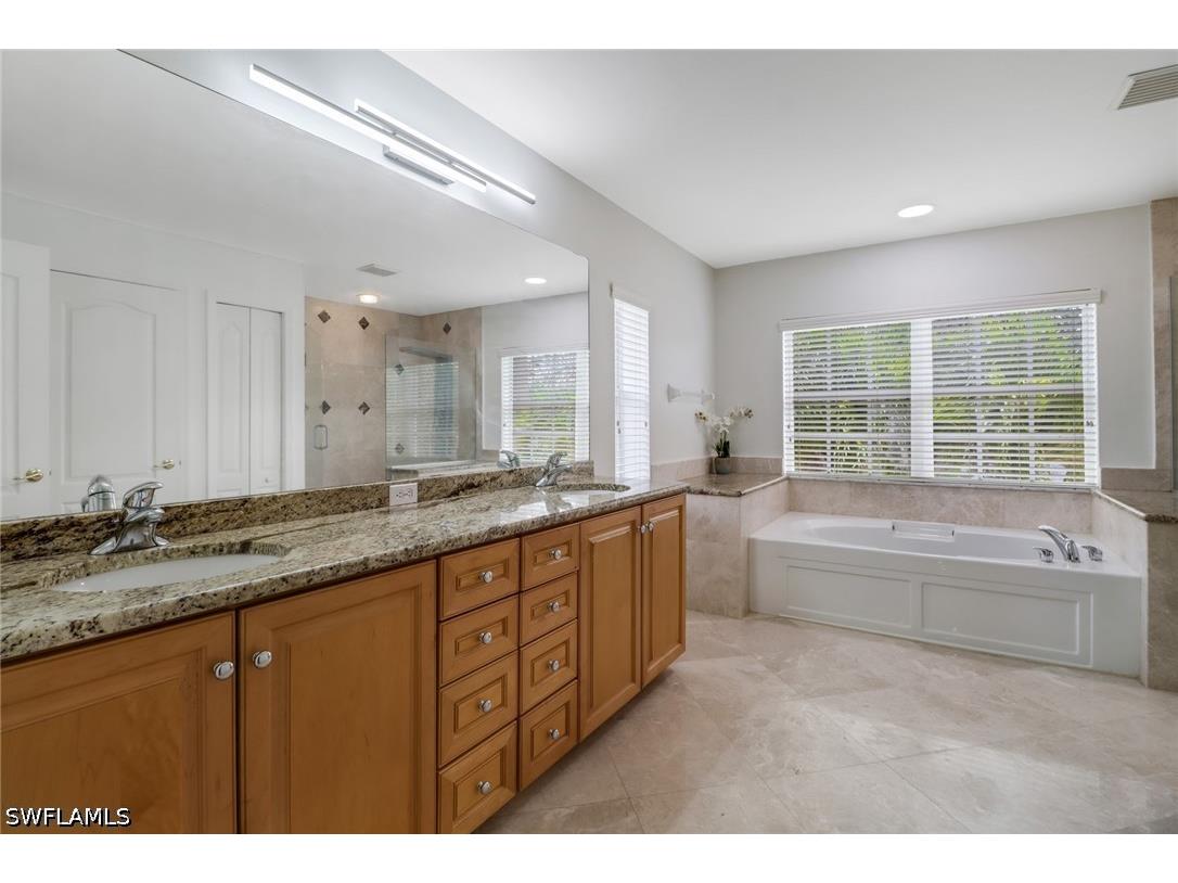 8271 Laurel Lakes Way Naples FL 34119 226025698 image24