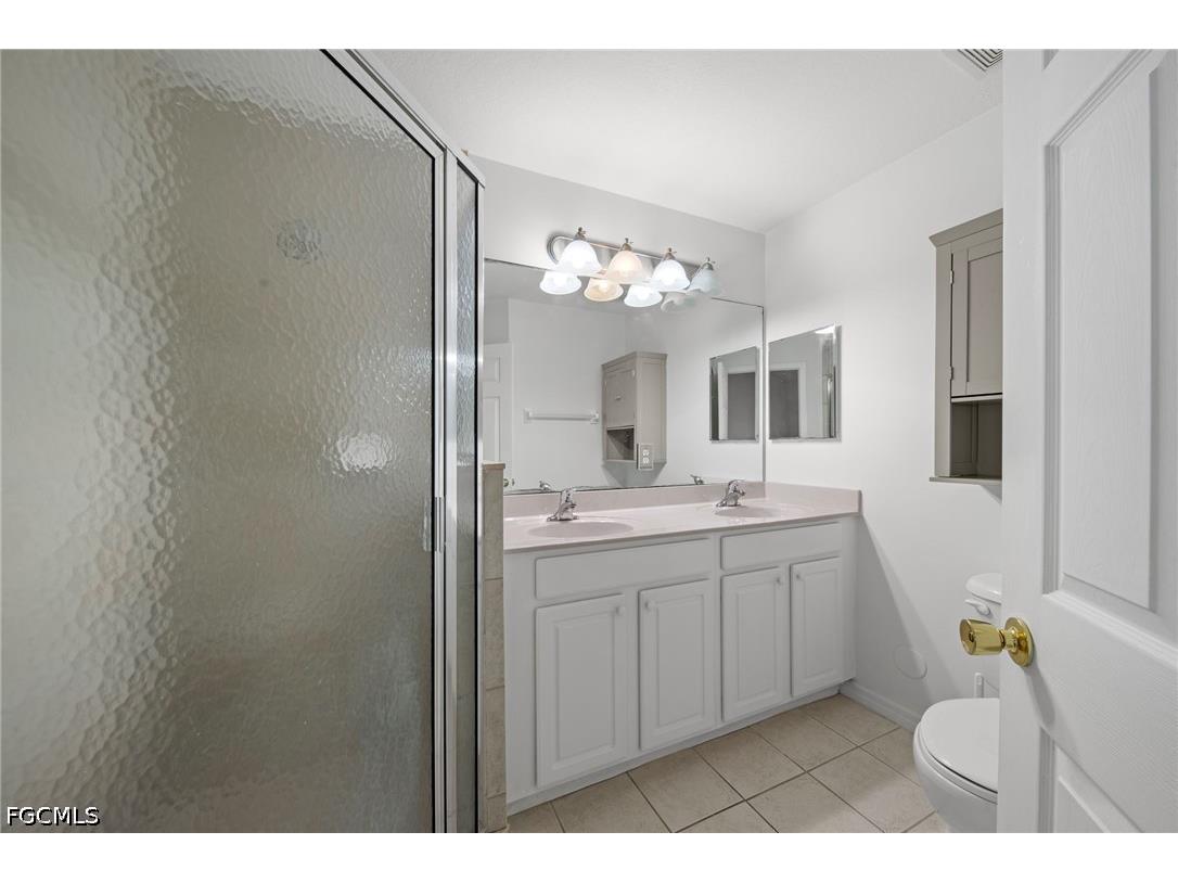 8273 Pacific Beach Drive Fort Myers FL 33966 2026017288 image23