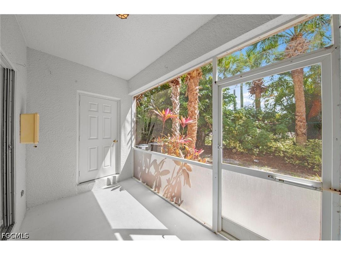 8273 Pacific Beach Drive Fort Myers FL 33966 2026017288 image30