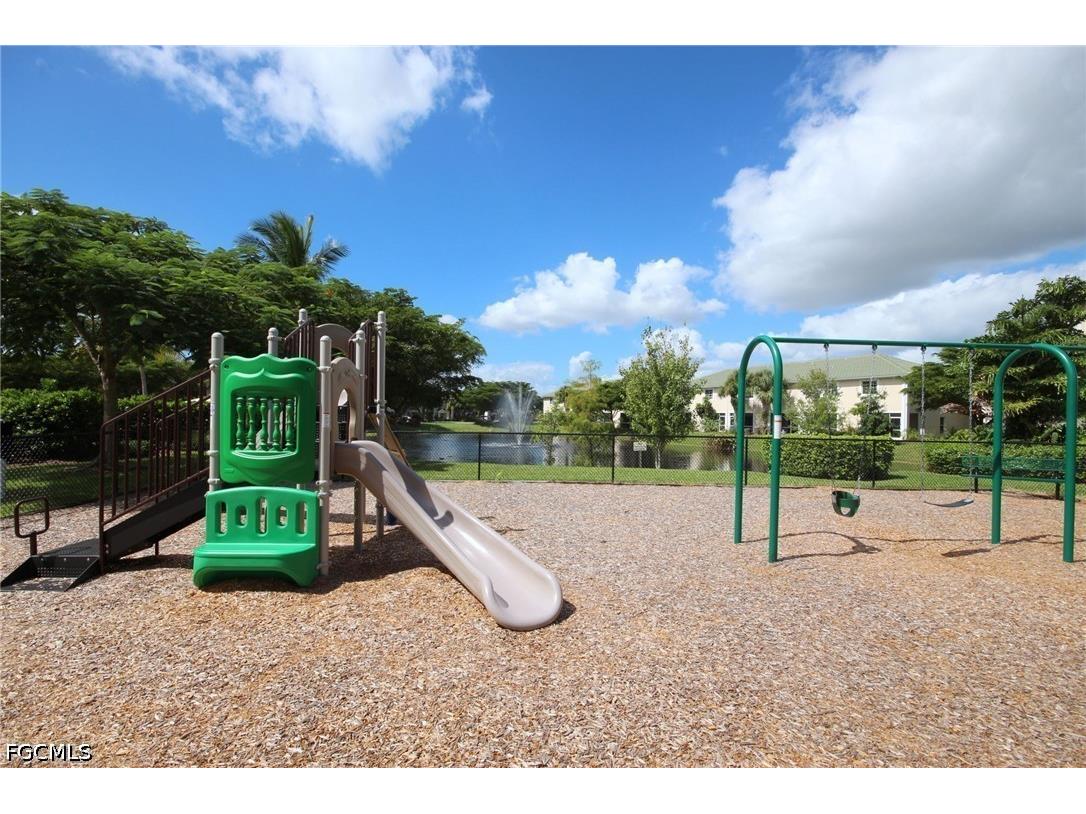8273 Pacific Beach Drive Fort Myers FL 33966 2026017288 image44