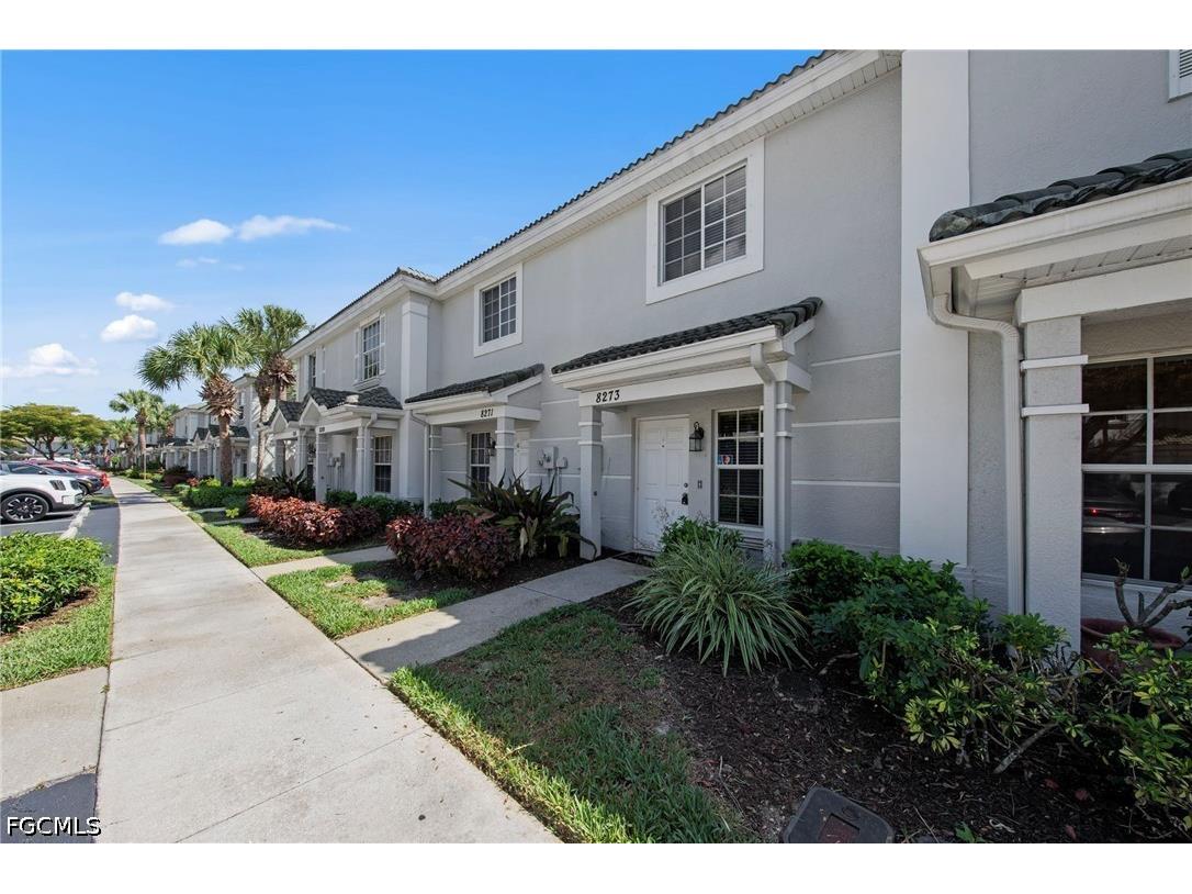 8273 Pacific Beach Drive Fort Myers FL 33966 2026017288 image5
