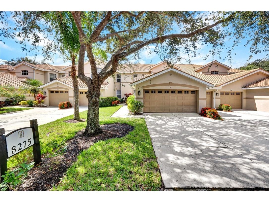 8275 Danbury Boulevard #203 Naples FL 34120 225068416 image1