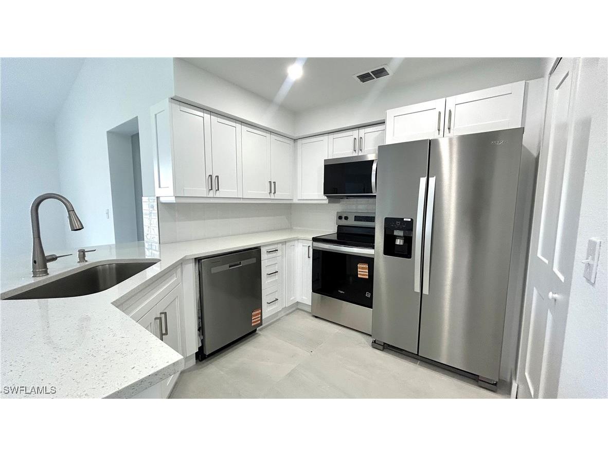 8275 Ibis Club Drive #705 Naples FL 34104 225023467 image1