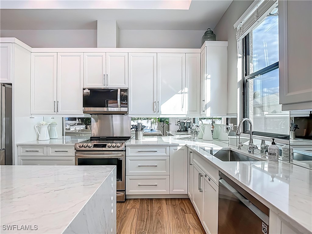 828 100th Avenue N Naples FL 34108 225085141 image17