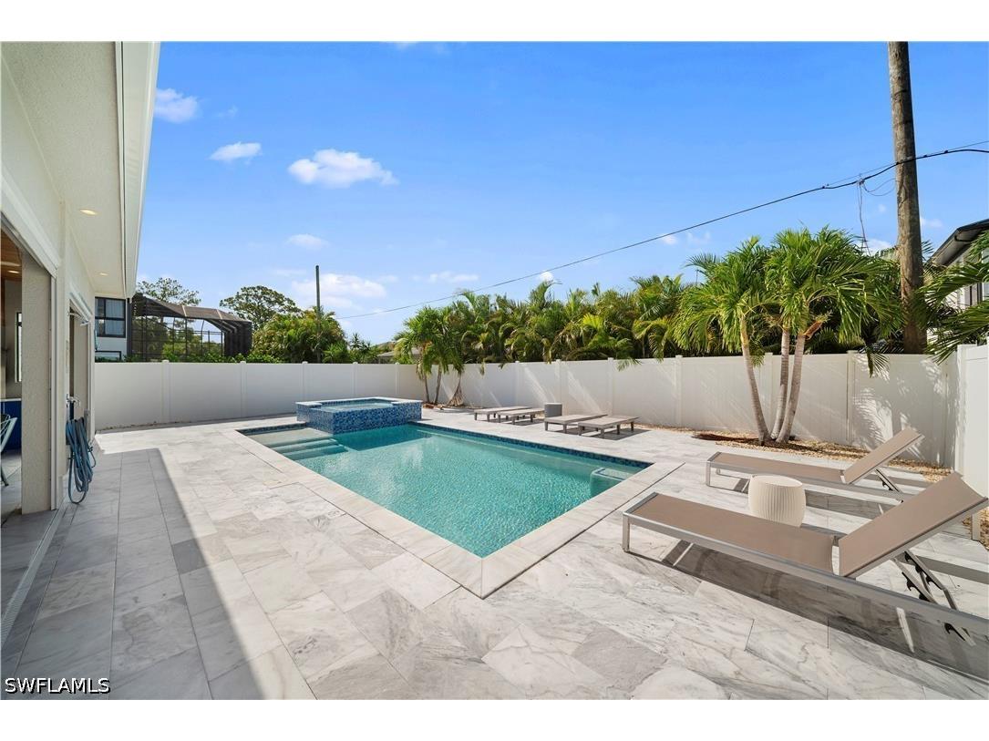 828 100th Avenue N Naples FL 34108 226024813 image34