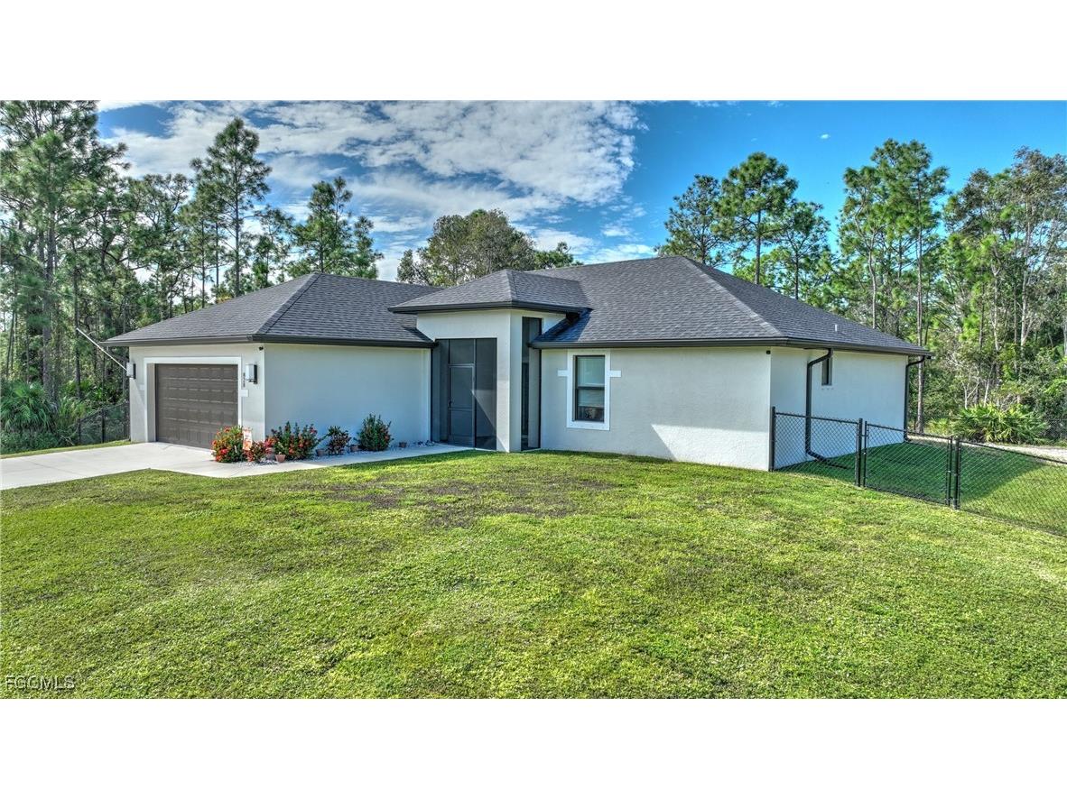 828 Downer Avenue S Lehigh Acres FL 33974 2025018977 image1