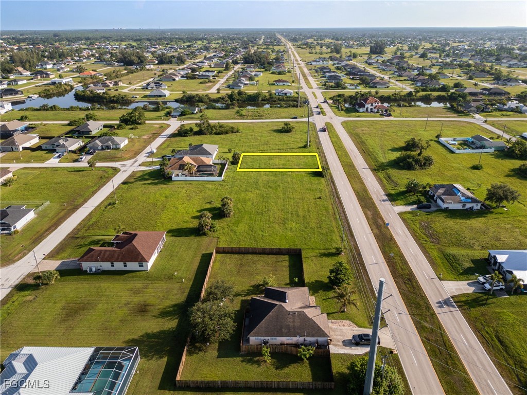 828 El Dorado Boulevard N Cape Coral FL 33993 2025002086 image23