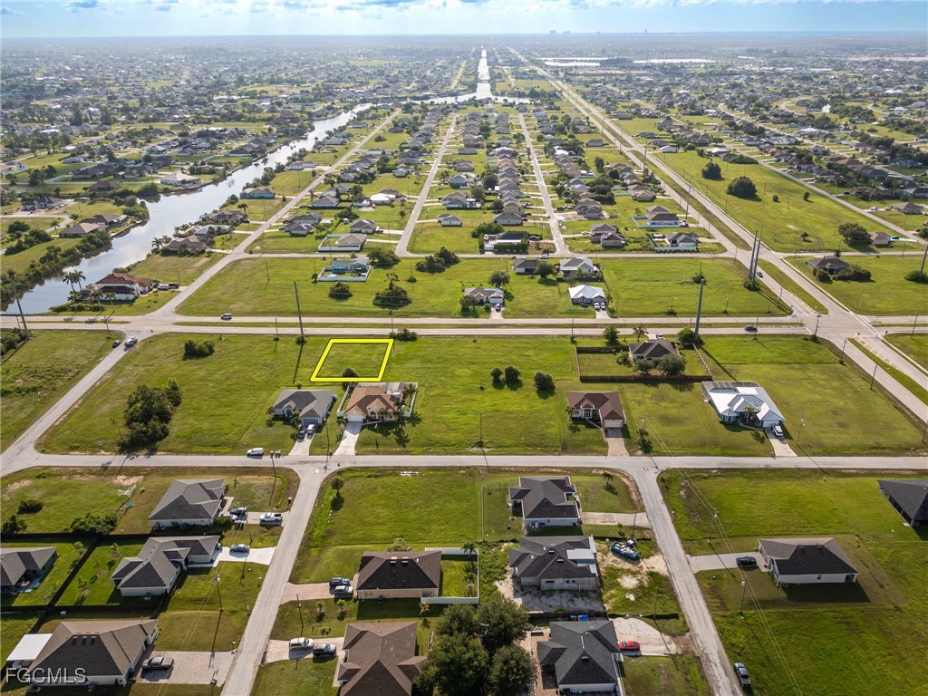 828 El Dorado Boulevard N Cape Coral FL 33993 2025002086 image24