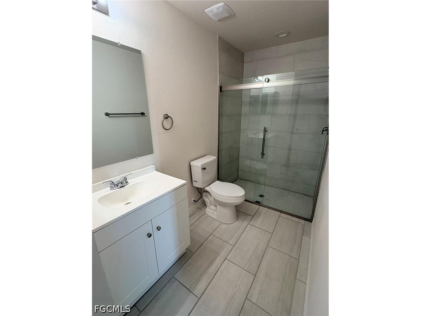 828 Gleason Parkway Cape Coral FL 33914 2026017184 image12