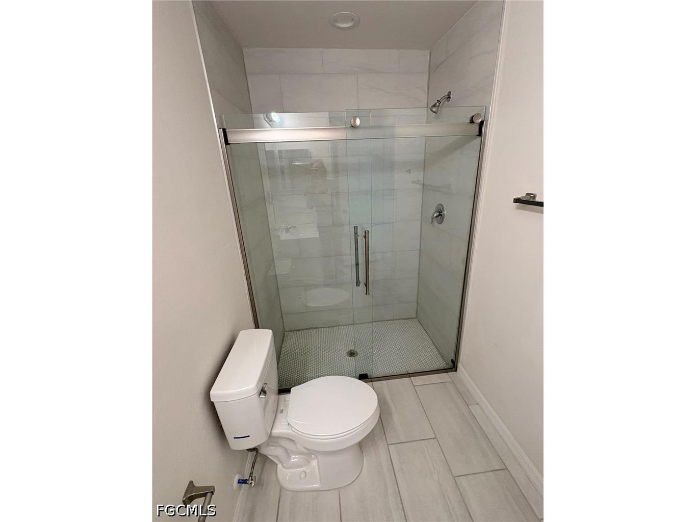 828 Gleason Parkway Cape Coral FL 33914 2026017184 image13