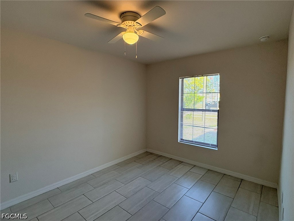 828 Gleason Parkway Cape Coral FL 33914 2026017184 image3