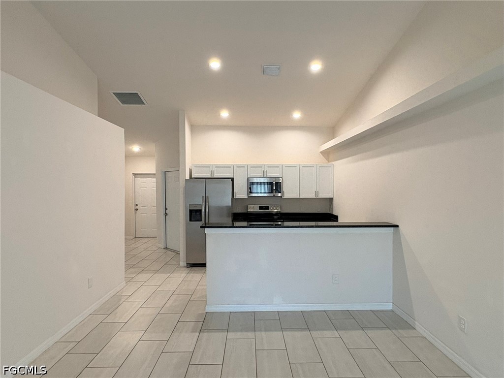 828 Gleason Parkway Cape Coral FL 33914 2026017184 image9