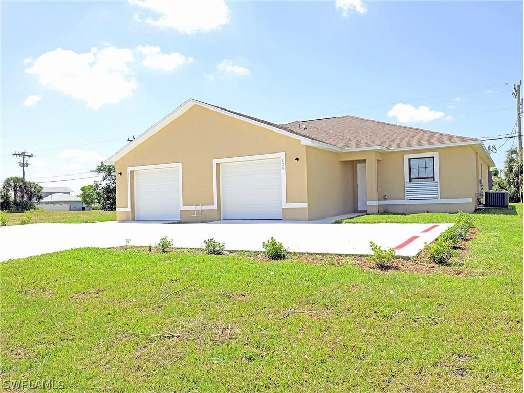 828 Gleason Parkway Cape Coral FL 33914 224045860 image1