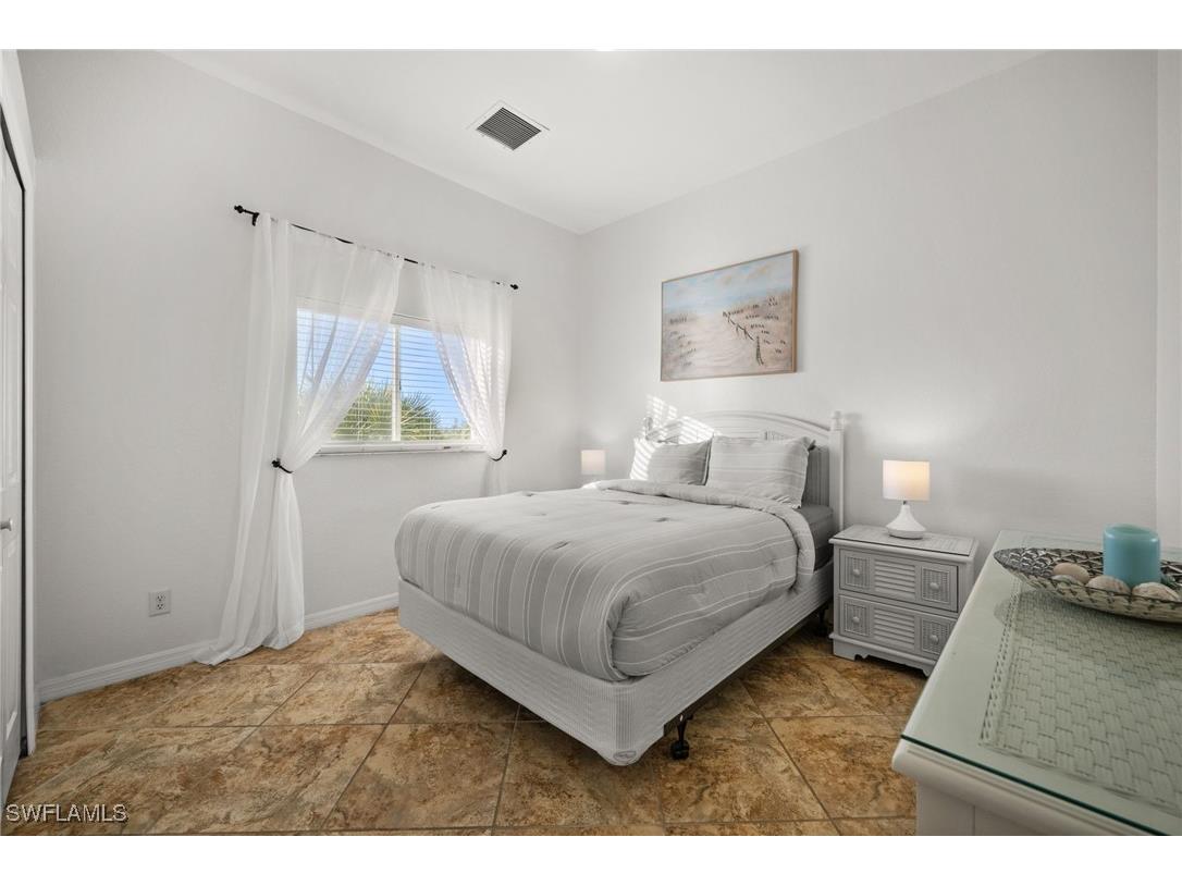 828 NE 6th Avenue Cape Coral FL 33909 225084372 image39