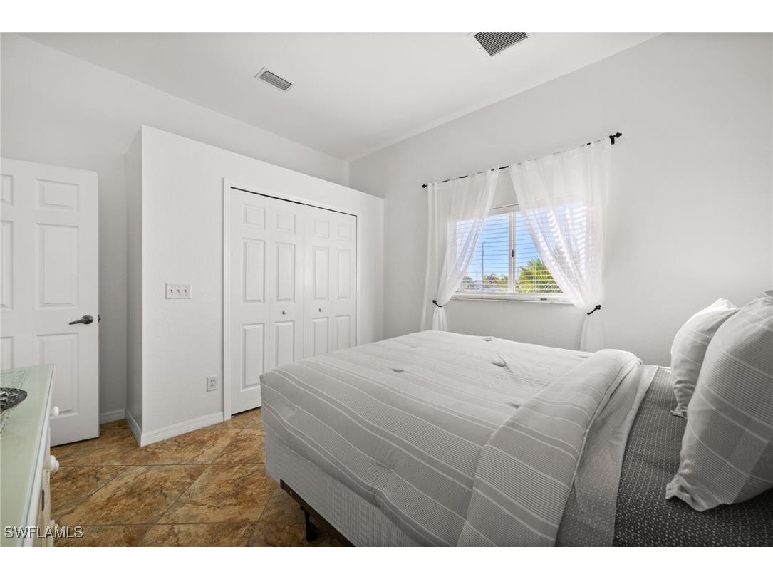 828 NE 6th Avenue Cape Coral FL 33909 225084372 image40