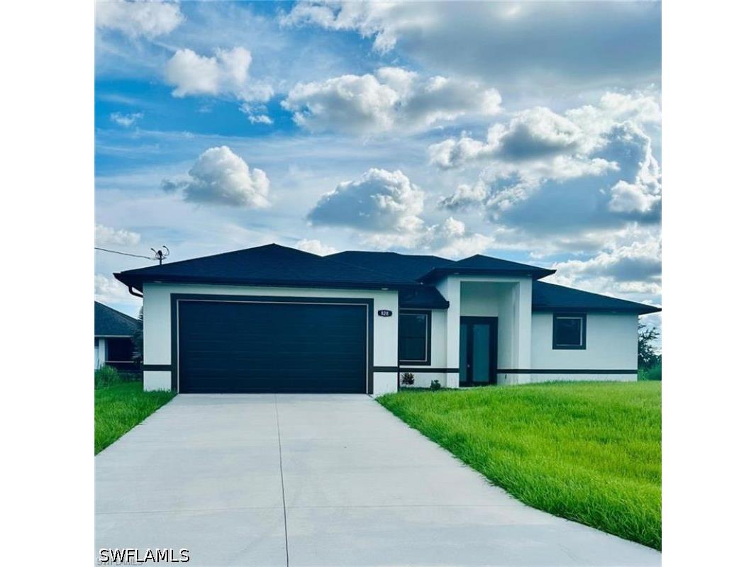 828 Portland Street E Lehigh Acres FL 33974 226014878 image1