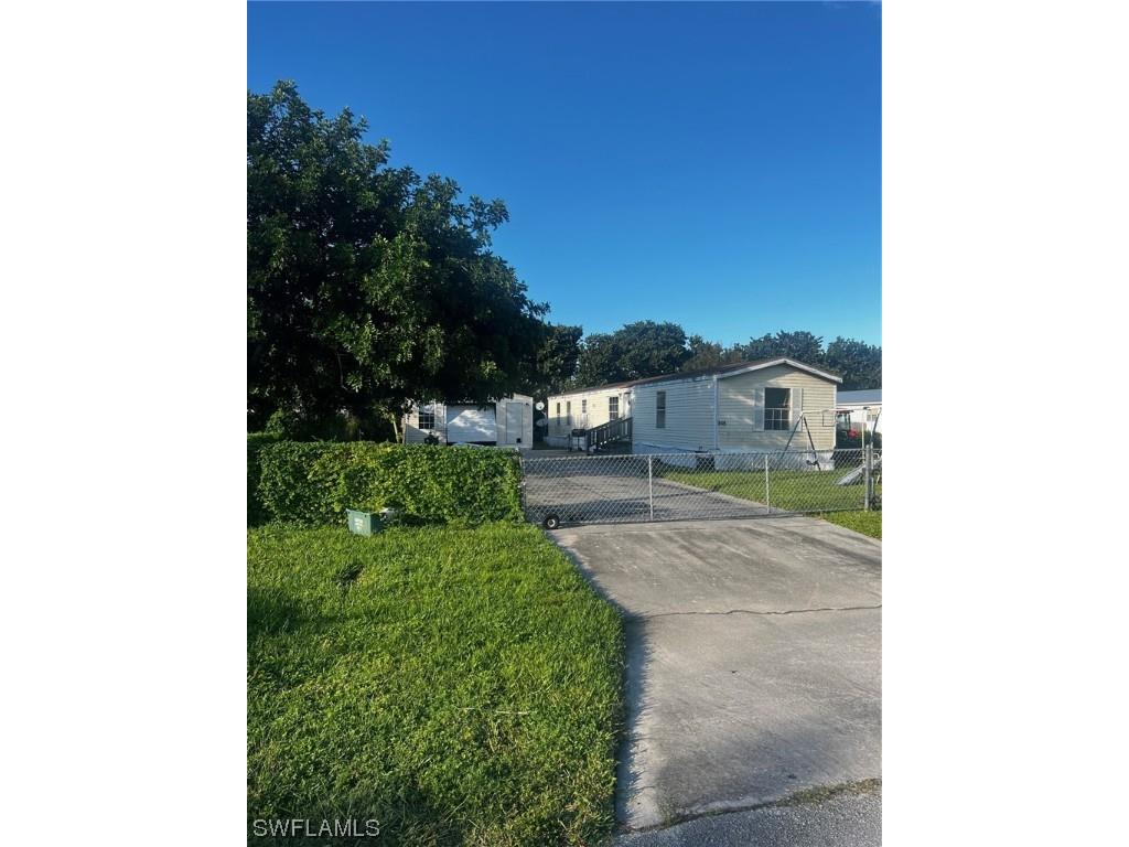 828 Redish Circle Clewiston FL 33440 223077512 image1