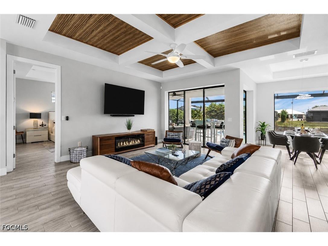 828 SW 28th Street Cape Coral FL 33914 2026022812 image4