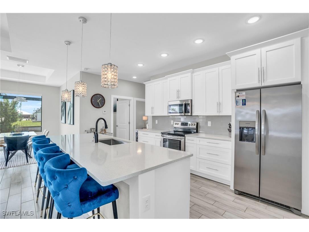 828 SW 28th Street Cape Coral FL 33914 224072949 image1
