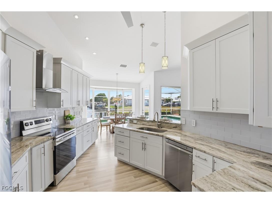 828 SW 52nd Street Cape Coral FL 33914 2026009653 image10
