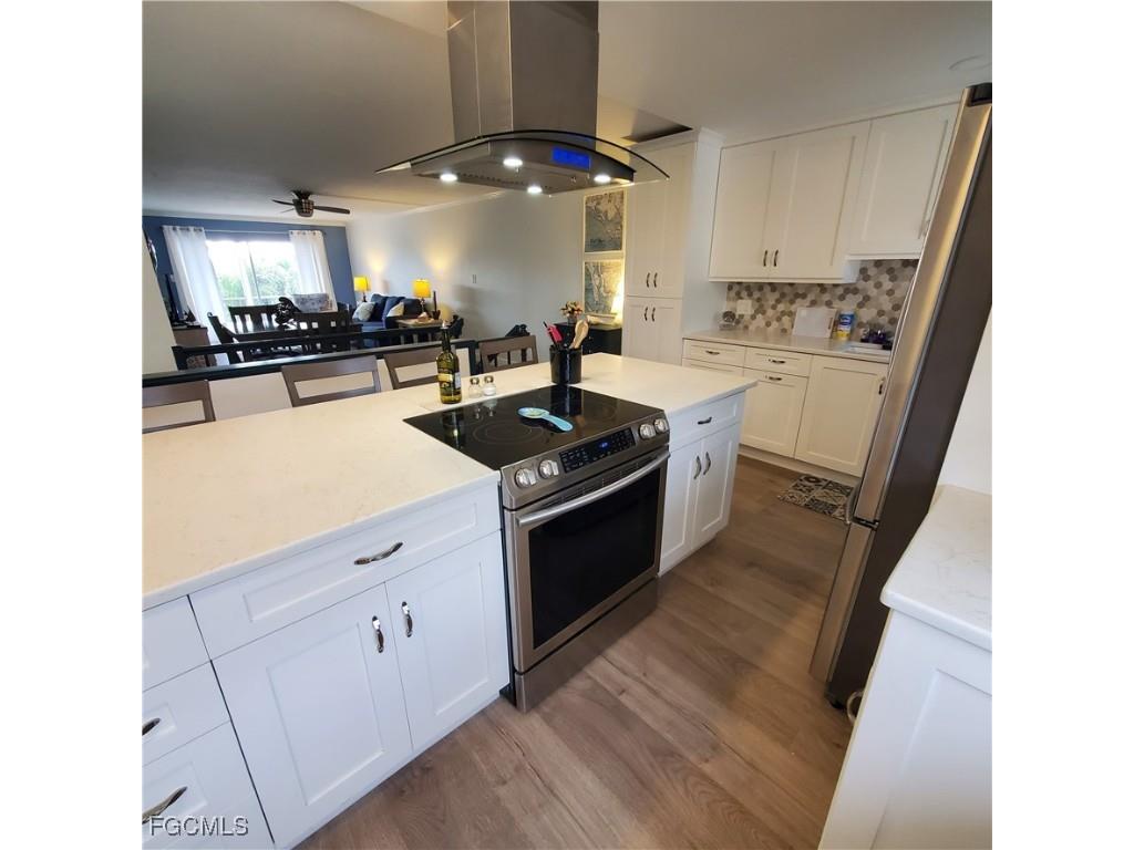 828 Victoria Drive #B14 Cape Coral FL 33904 2025010779 image19