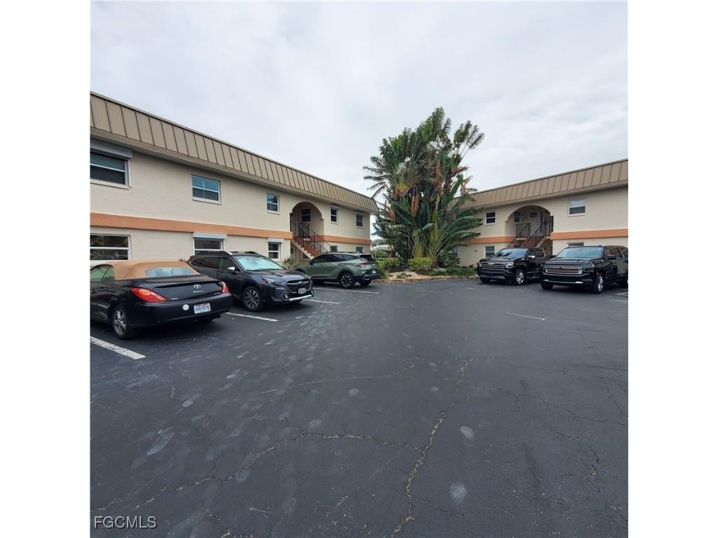 828 Victoria Drive #B14 Cape Coral FL 33904 2025010779 image26