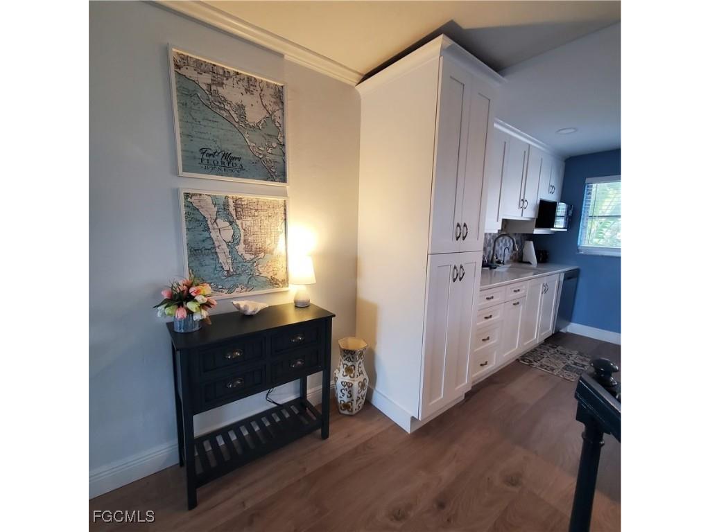 828 Victoria Drive #B14 Cape Coral FL 33904 2025010779 image9