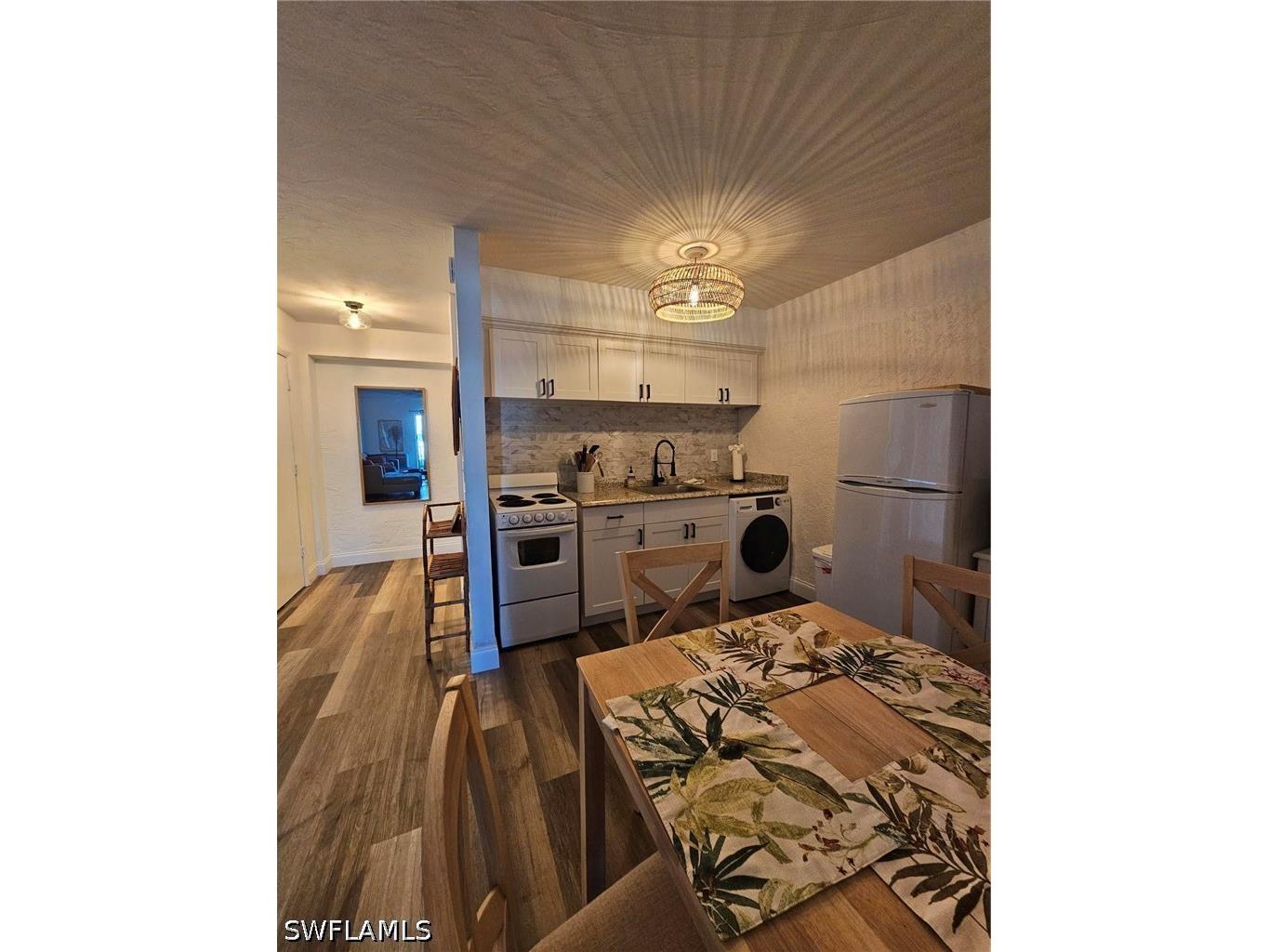 828 Wiggins Pass Road #9 Naples FL 34110 226016384 image14