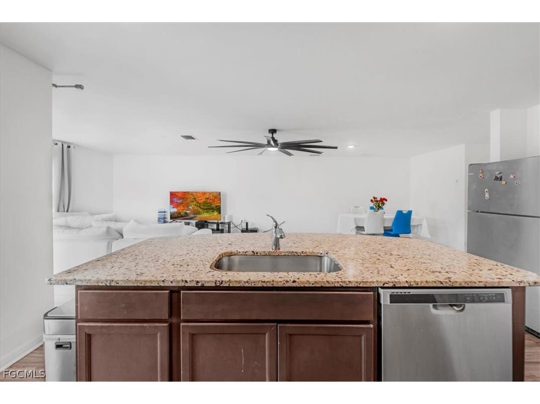 828 Youngreen Drive Fort Myers FL 33913 2026008480 image11