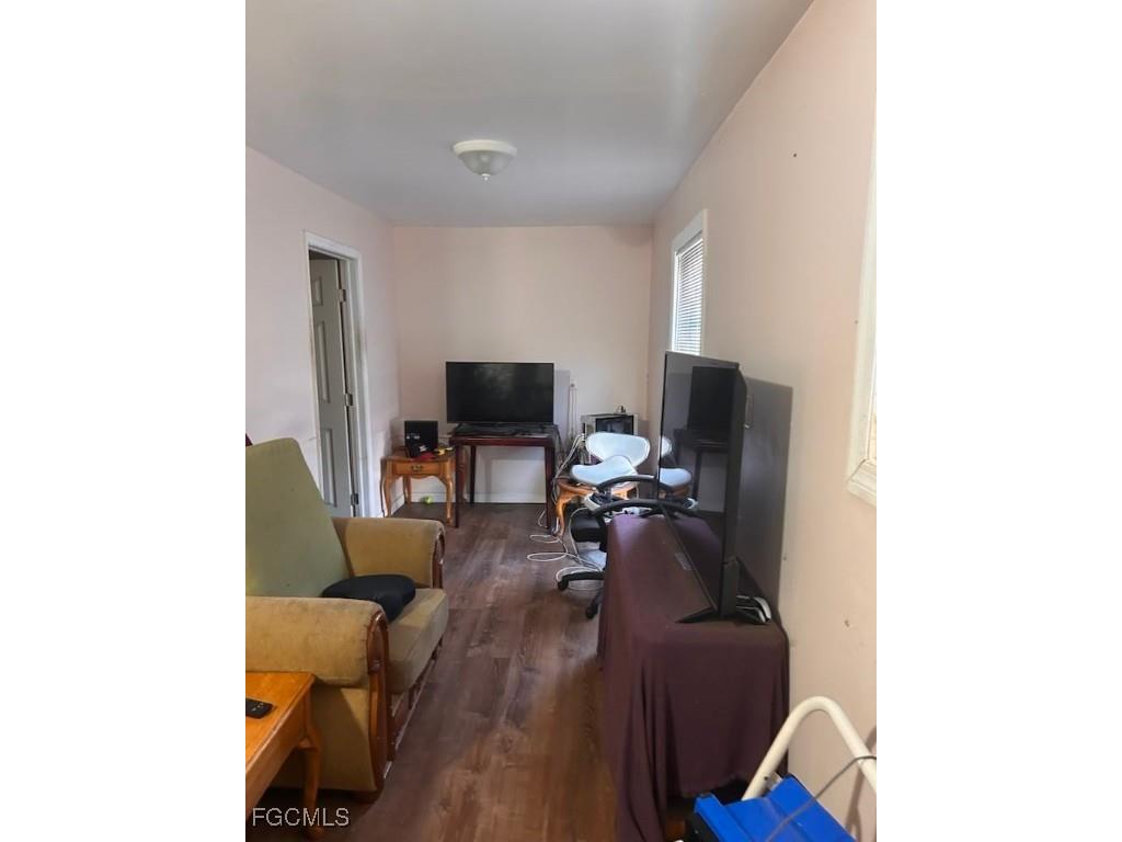 8281 Sevigny Drive North Fort Myers FL 33917 2025011820 image13