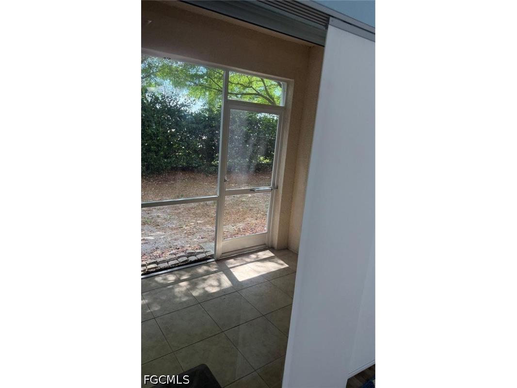8285 Pacific Beach Drive Fort Myers FL 33966 2026020646 image5