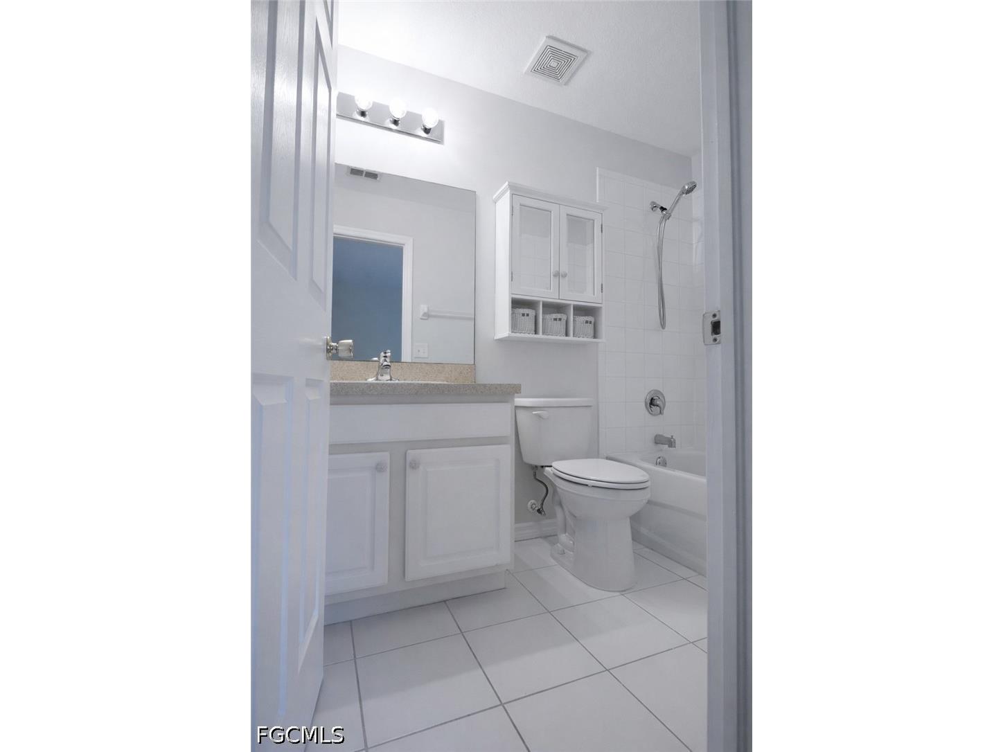 8287 Pacific Beach Drive Fort Myers FL 33966 2026017422 image21
