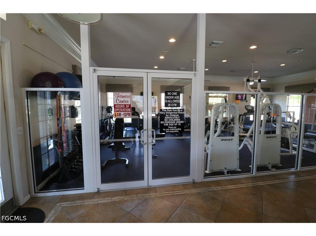 8287 Pacific Beach Drive Fort Myers FL 33966 2026017422 image24