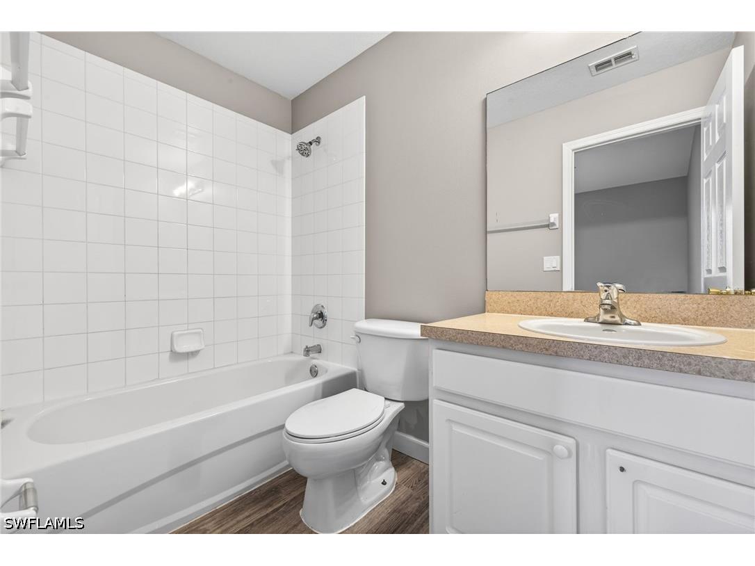 8289 Pacific Beach Drive Fort Myers FL 33966 226016839 image16
