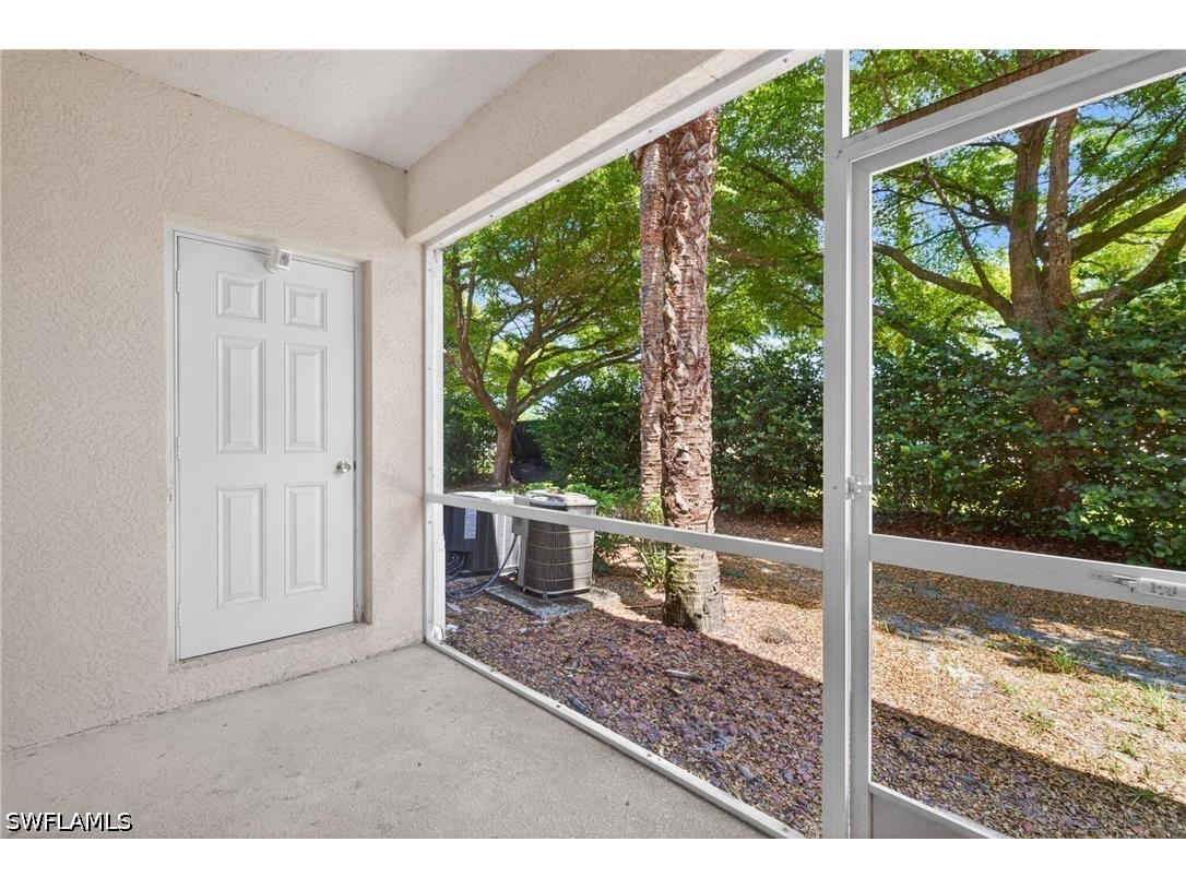 8289 Pacific Beach Drive Fort Myers FL 33966 226016839 image20