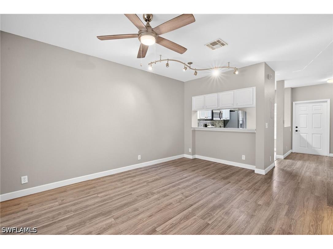 8289 Pacific Beach Drive Fort Myers FL 33966 226016839 image4
