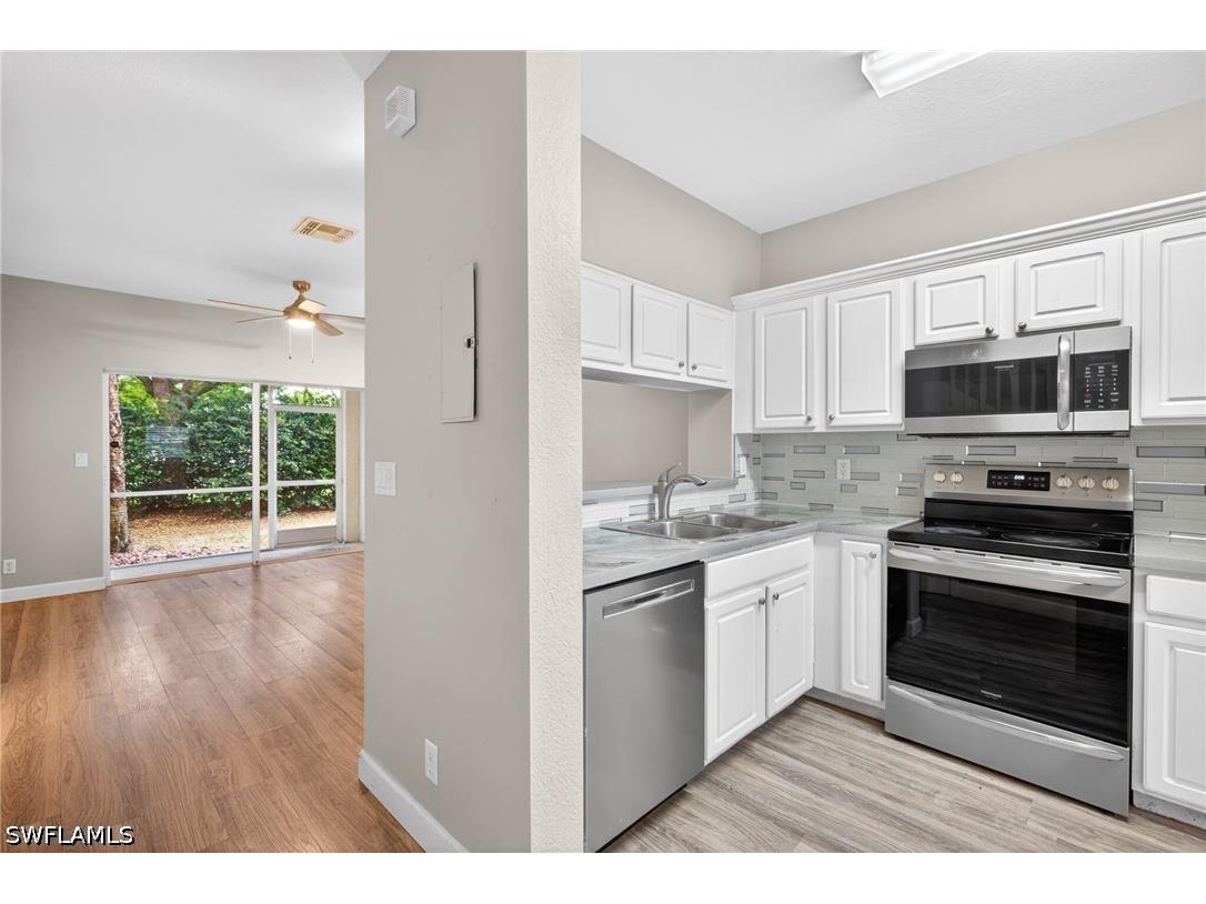 8289 Pacific Beach Drive Fort Myers FL 33966 226016839 image7