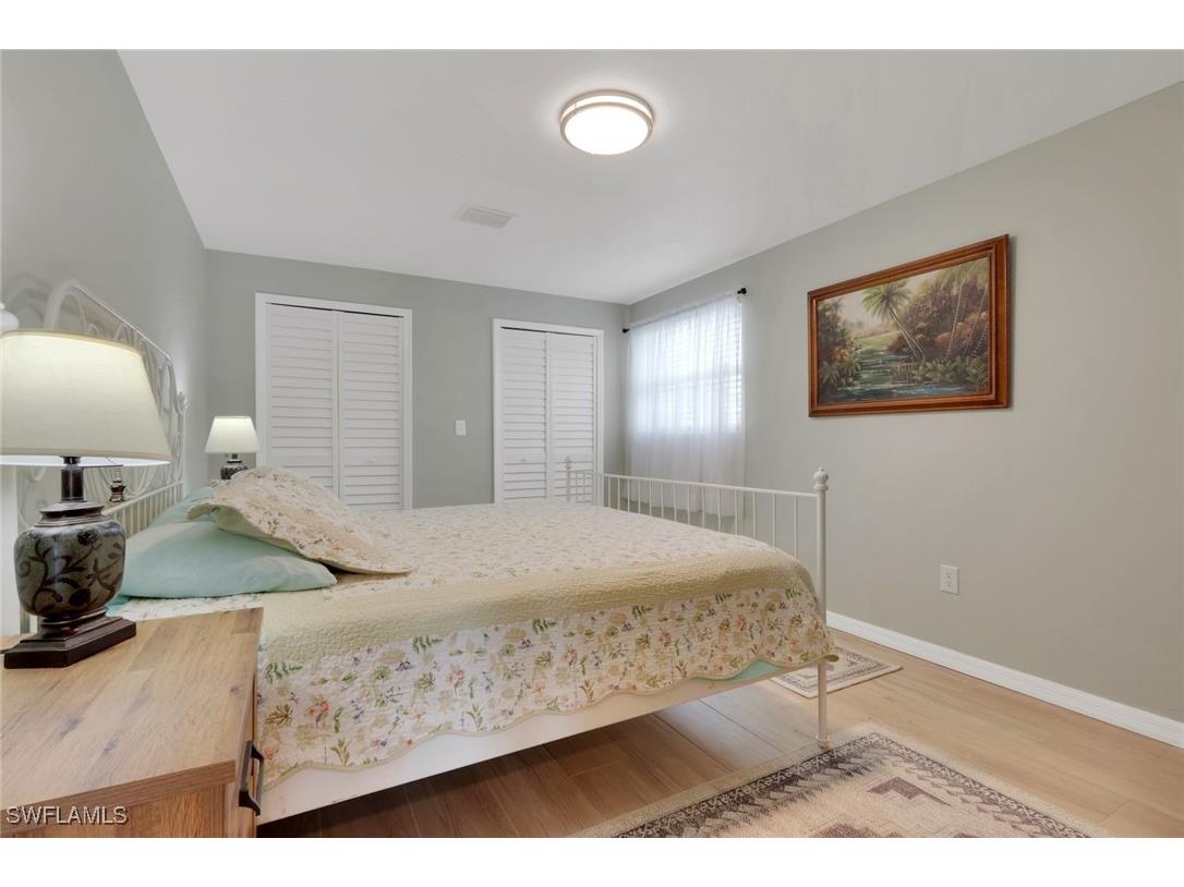 829 107th Avenue N Naples FL 34108 225081908 image17