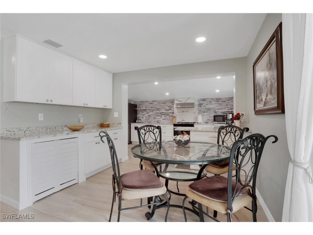 829 107th Avenue N Naples FL 34108 225081908 image5