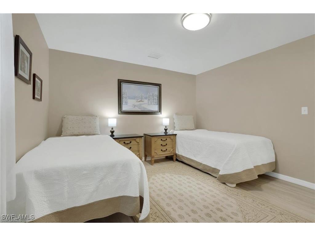 829 107th Avenue N Naples FL 34108 225083353 image10