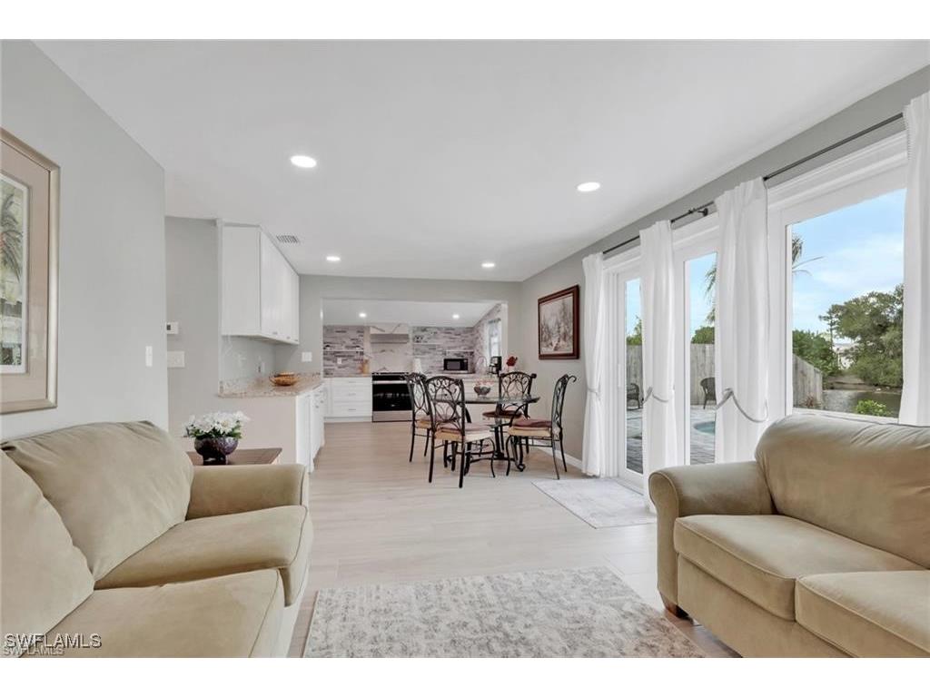 829 107th Avenue N Naples FL 34108 225083353 image6