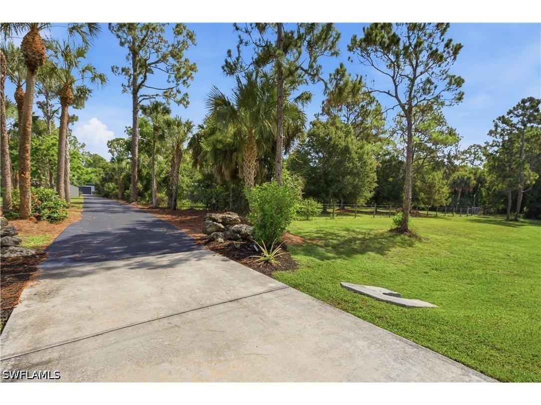 829 16th Avenue SW Naples FL 34117 226024647 image15