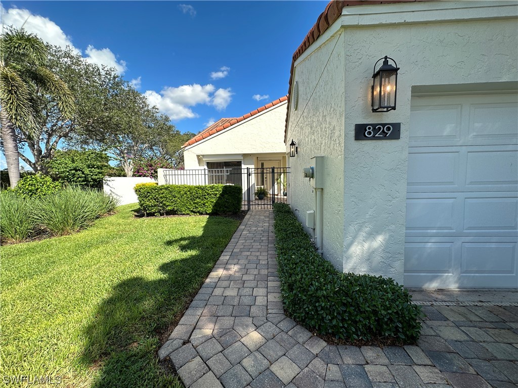 829 Reef Point Circle #46 Naples FL 34108 223074292 image1