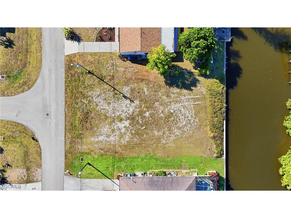 829 SW 40th Terrace Cape Coral FL 33914 2025023576 image13