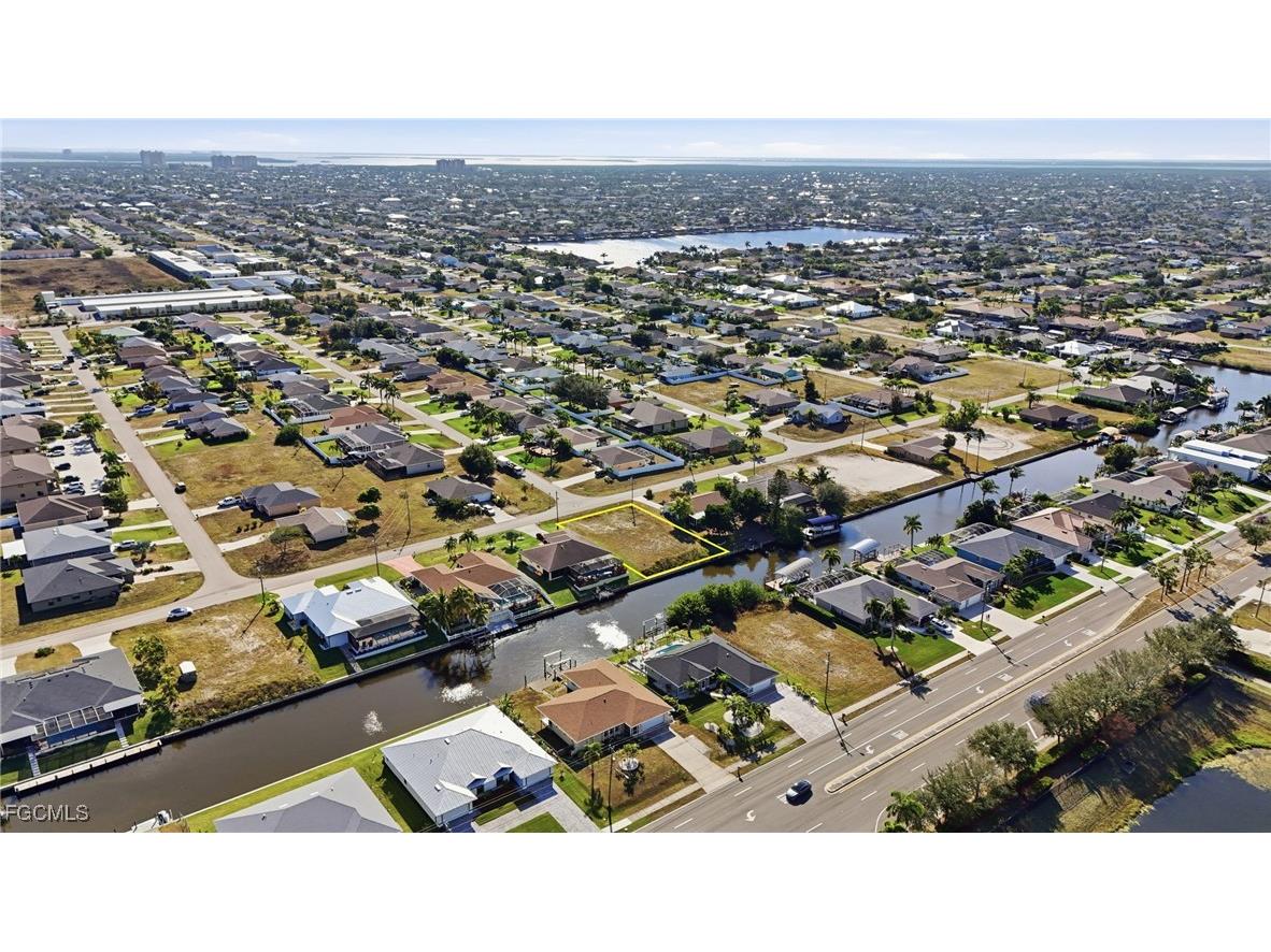 829 SW 40th Terrace Cape Coral FL 33914 2025023576 image20