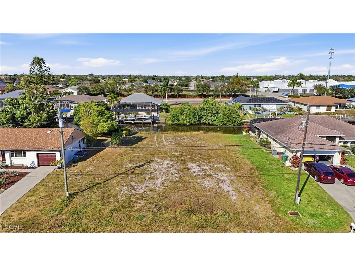 829 SW 40th Terrace Cape Coral FL 33914 2025023576 image5