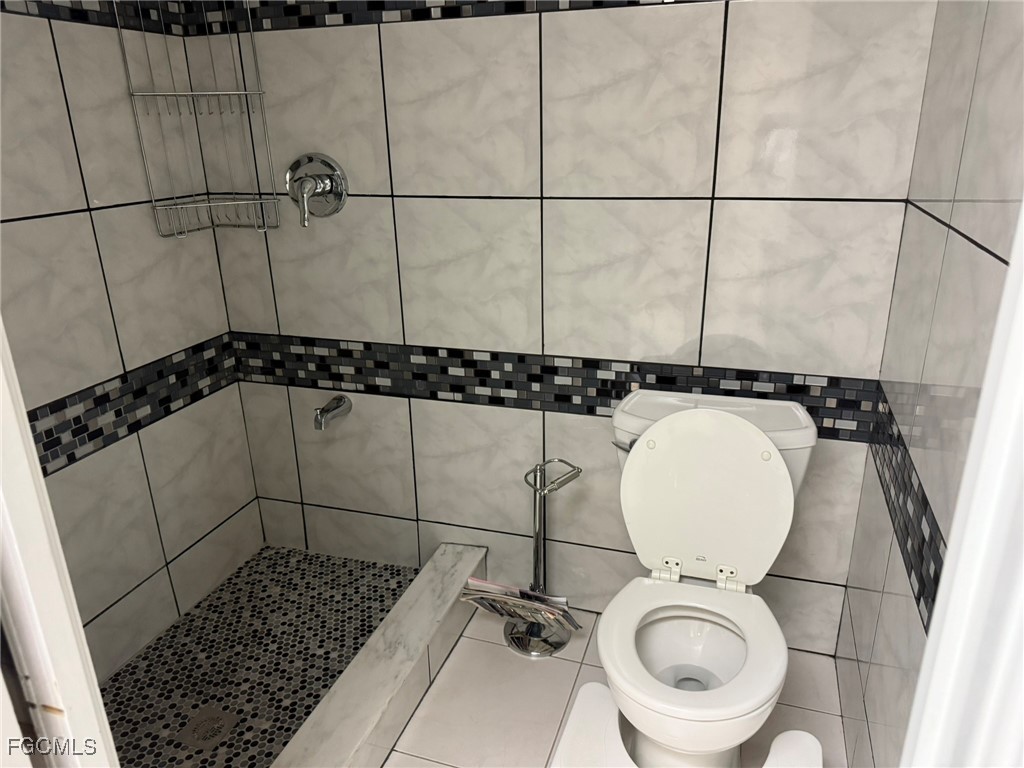 829 SW 47th Terrace #204 Cape Coral FL 33914 224057440 image33