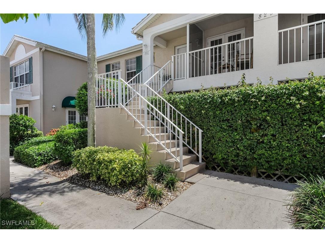 829 Tanbark Drive #202 Naples FL 34108 225075631 image3